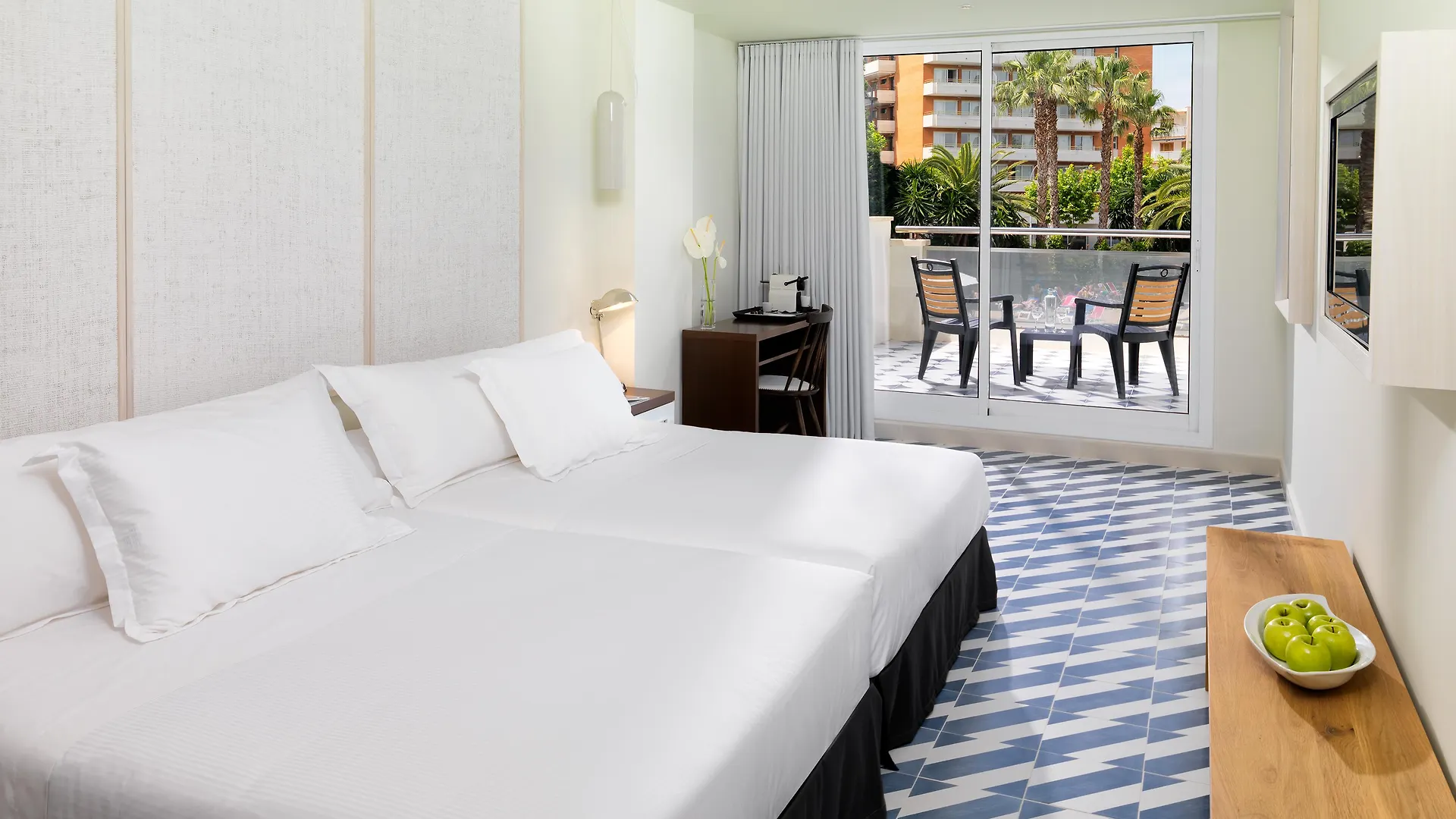 H10 Vintage Salou - Adults Only Hotel