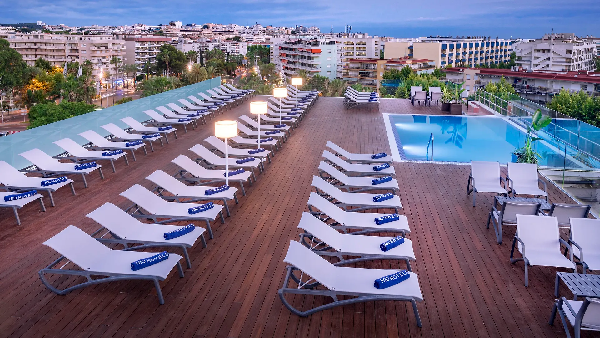 מלון H10 Vintage Salou - Adults Only